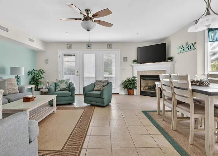 Spacious 3-bedroom Ocean Block Townhome In Ocean Steps From The & Attractions Ferienhaus *